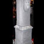 Quaking Tombstone with Lighted Eyes